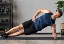 seitliche bauchmuskeln side plank [Bildinhalt mit KI erstellt]